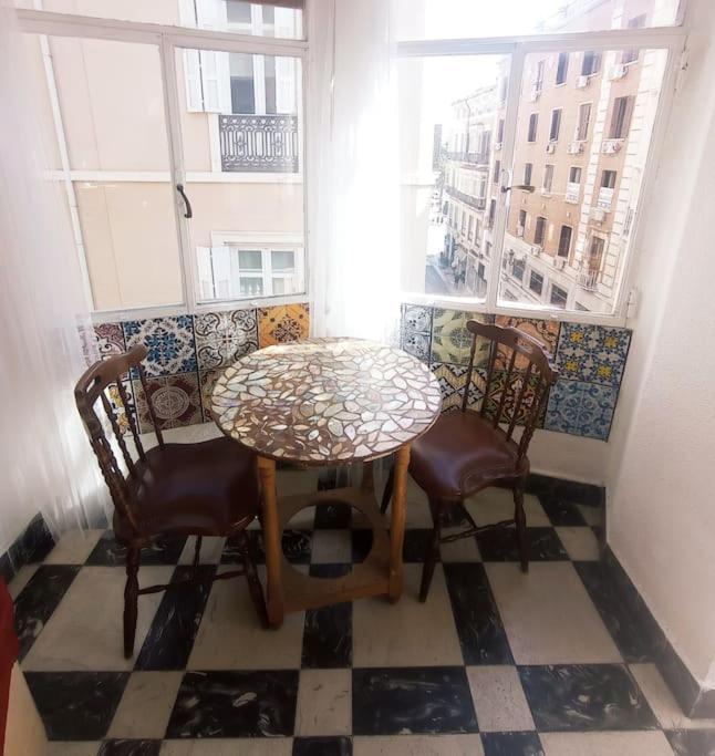 Vintage Flat Malaga Lägenhet Exteriör bild